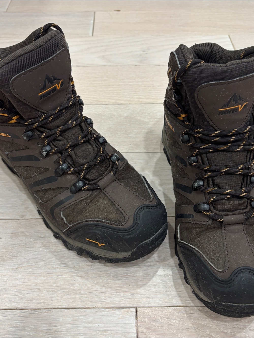 Nortiv 8 Mens Hiking Outdoor Waterproof Non-slip Trail Boots Size 6.5 Brown